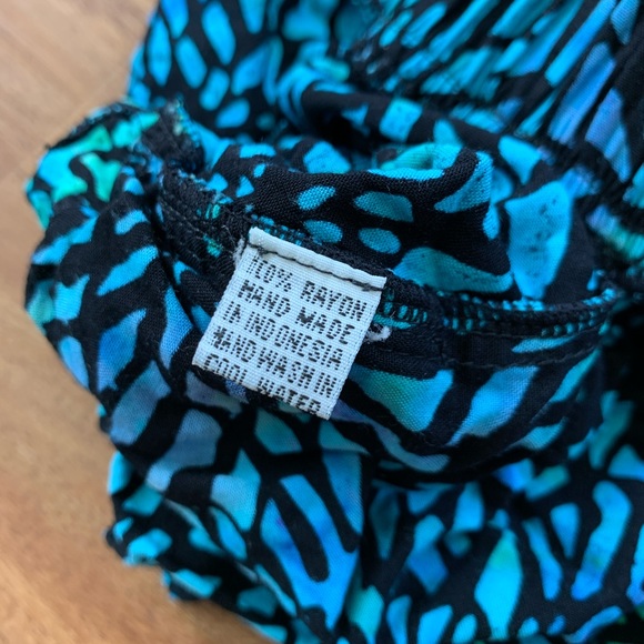 San Lorenzo Ruffle Pocket Shorts (XS) - Picture 3 of 4